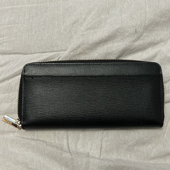 Kate Spade Black Zip Around Wallet - Picture 2 of 7